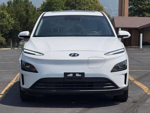 Used 2023 Hyundai Kona SEL FWD image 8