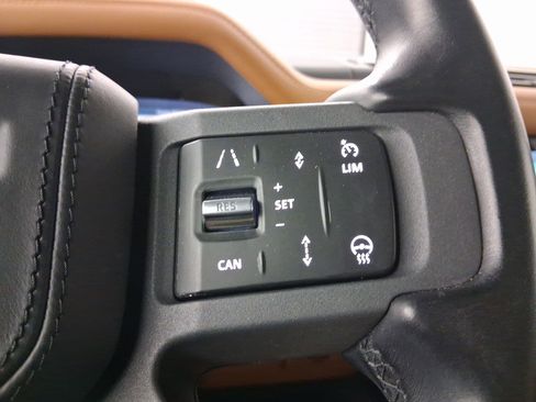 Used 2020 Land Rover Defender 110 X image 16