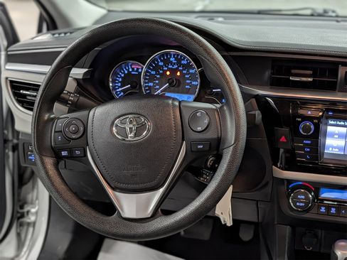 Used 2016 Toyota Corolla S image 18