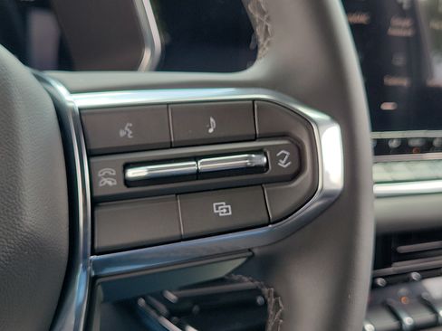 New 2026 GMC Canyon Elevation w/ Convenience Package RWD image 25