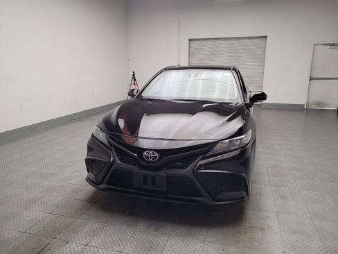 Used 2022 Toyota Camry SE FWD image 15