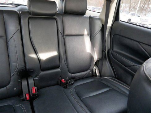 Used 2020 Mitsubishi Outlander SEL image 15