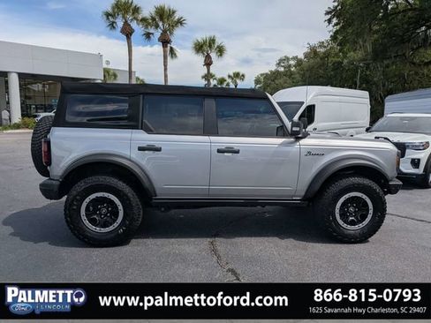 Used 2022 Ford Bronco Badlands AWD/4WD image 2