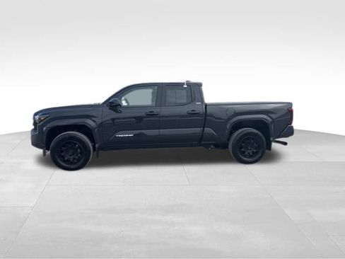 Certified 2025 Toyota Tacoma SR5 image 2