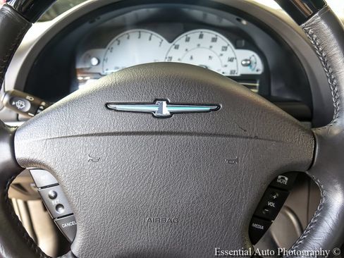 Used 2002 Ford Thunderbird RWD image 12