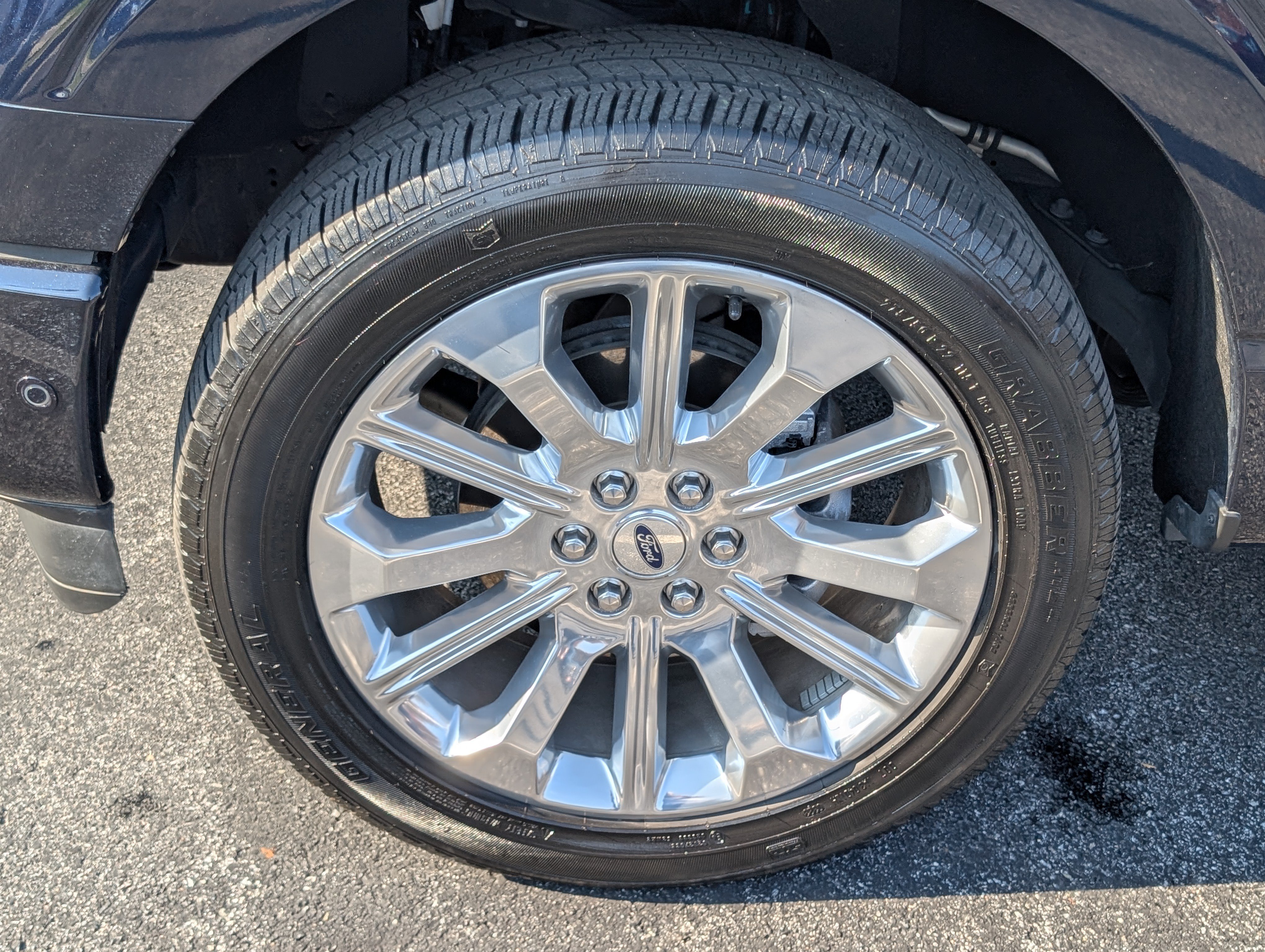 Used 2023 Ford F150 Limited AWD/4WD image 12
