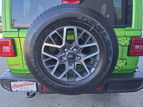 New 2026 Jeep Wrangler Sahara AWD/4WD image 23