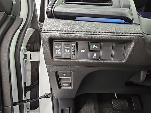 New 2026 Honda Odyssey Elite image 28