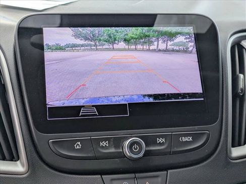 Used 2024 Chevrolet Malibu LS FWD image 14