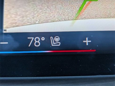 Used 2025 BMW 330i Sedan image 21