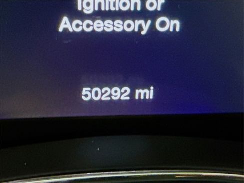 Used 2021 Jeep Grand Cherokee Laredo image 5