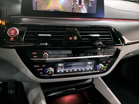 Used 2020 BMW M5 AWD/4WD image 32