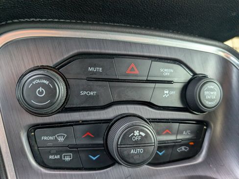 Used 2018 Dodge Challenger SXT w/ Blacktop Package RWD image 14