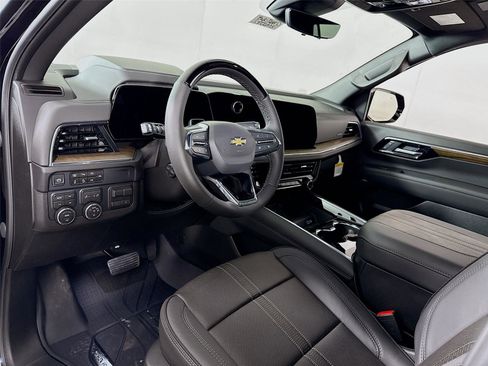 New 2026 Chevrolet Tahoe High Country AWD/4WD image 4