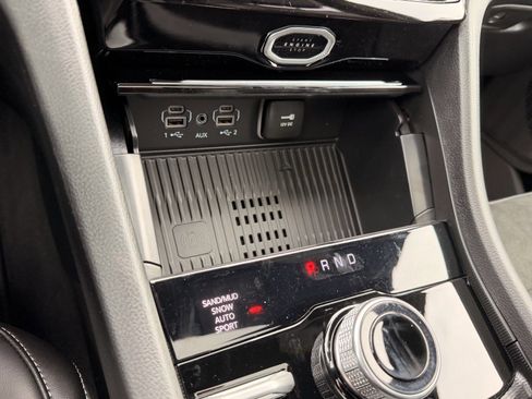 New 2026 Jeep Grand Cherokee Altitude AWD/4WD image 17
