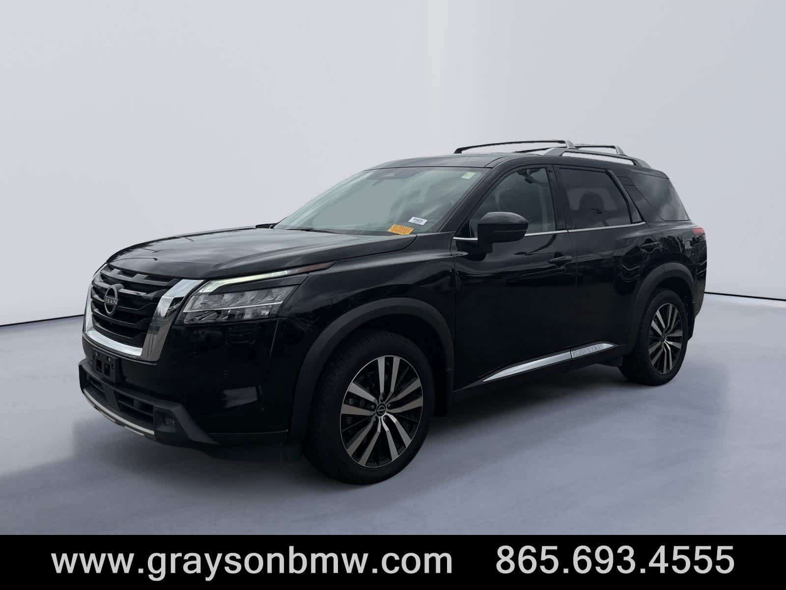 Used 2023 Nissan Pathfinder Platinum w/ Cargo Package AWD/4WD image 7