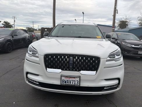 Used 2021 Lincoln Aviator Grand Touring w/ Equipment Group 301A image 2