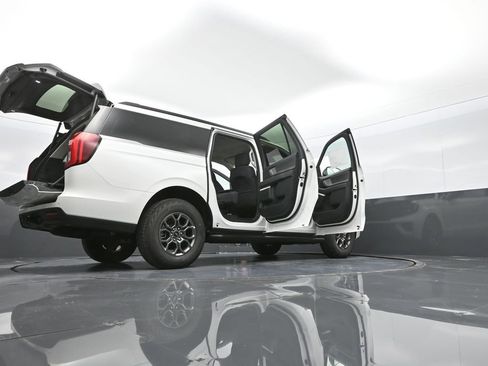 New 2025 Ford Expedition Max Active image 60