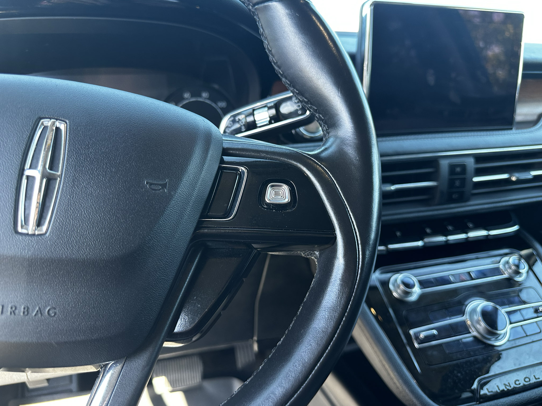 Used 2020 Lincoln Corsair Reserve w/ Equipment Group 201A AWD/4WD image 16