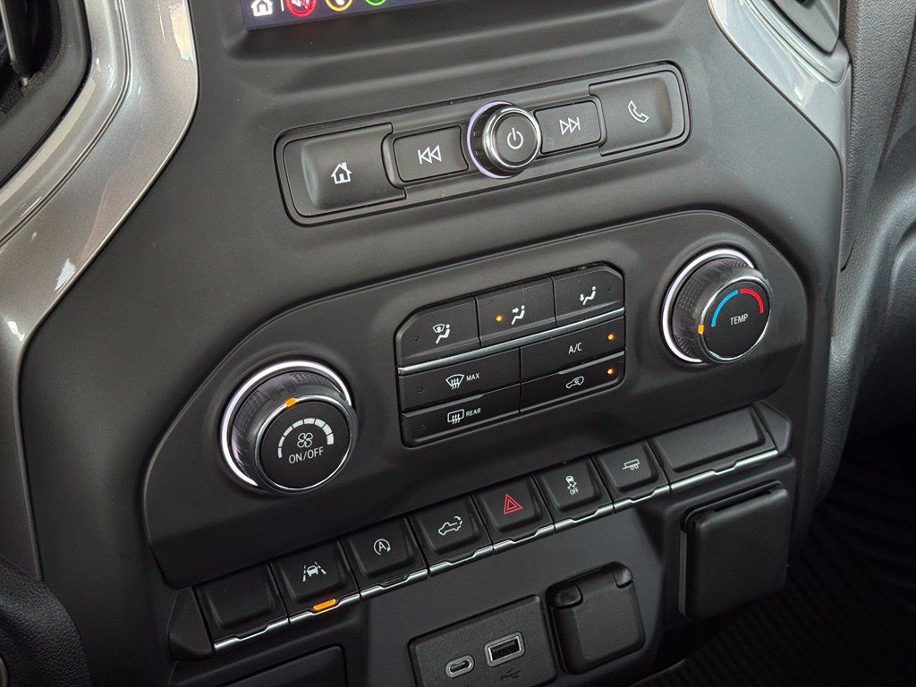 Used 2023 Chevrolet Silverado 1500 Custom w/ Rally Edition RWD image 30