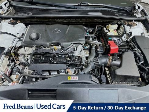 Used 2018 Toyota Camry L image 30