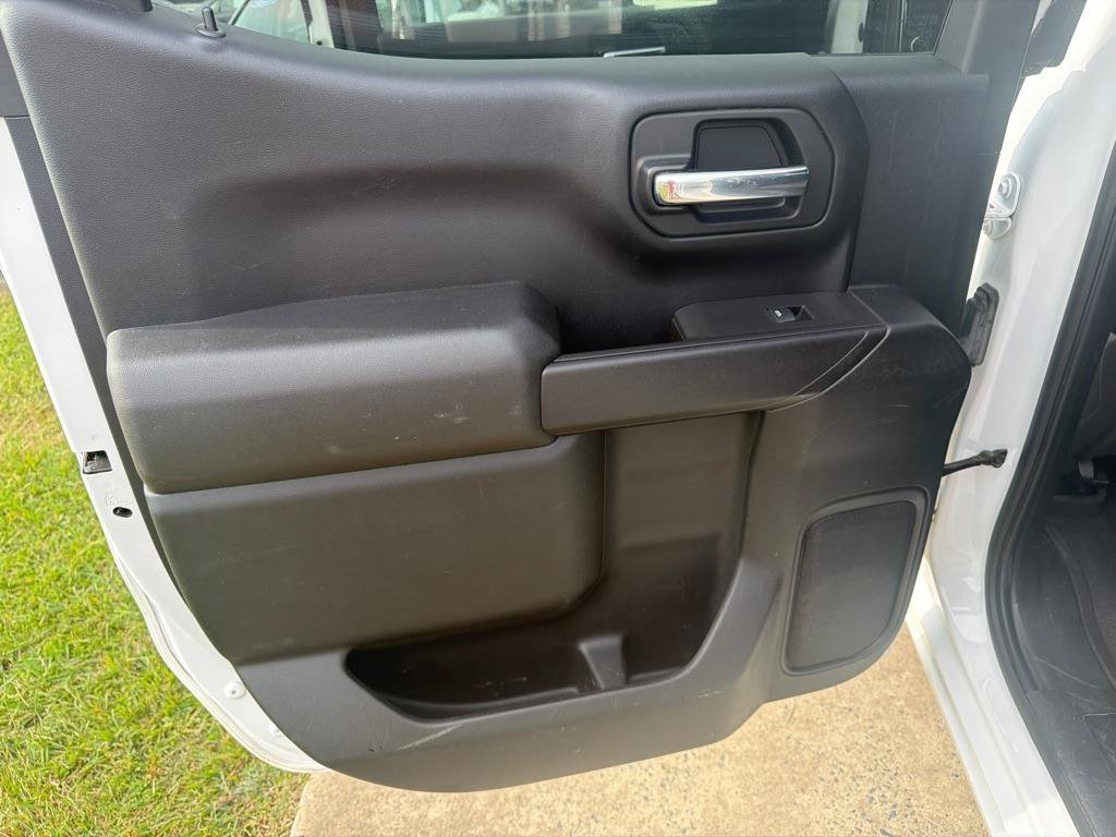 Used 2021 Chevrolet Silverado 1500 LT RWD image 33
