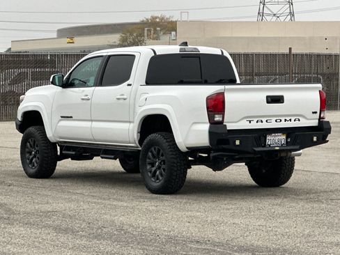 Used 2023 Toyota Tacoma 2WD Double Cab image 6