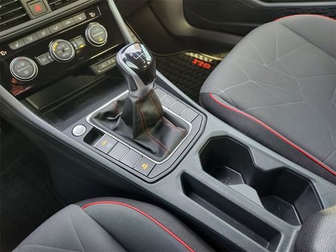 Used 2024 Volkswagen Jetta GLI 40th Anniversary Edition image 24