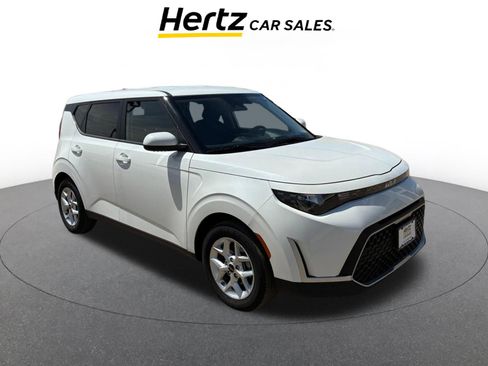 Used 2025 Kia Soul LX w/ LX Technology Package image 1