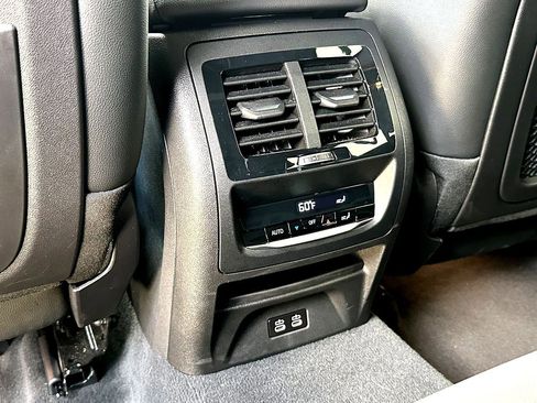 Certified 2025 BMW X4 xDrive30i image 20