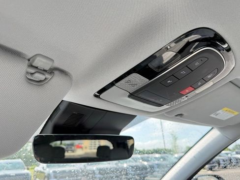 Used 2024 Hyundai Palisade SEL FWD image 18