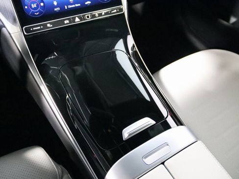 Used 2025 Mercedes-Benz GLC 300 4MATIC Coupe image 48