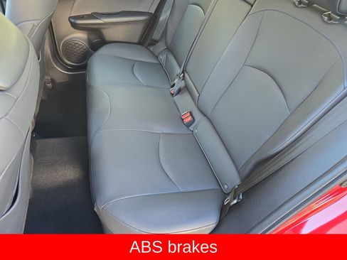 Used 2020 Toyota Prius Limited image 18