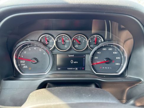 Used 2019 Chevrolet Silverado 1500 RST AWD/4WD image 12