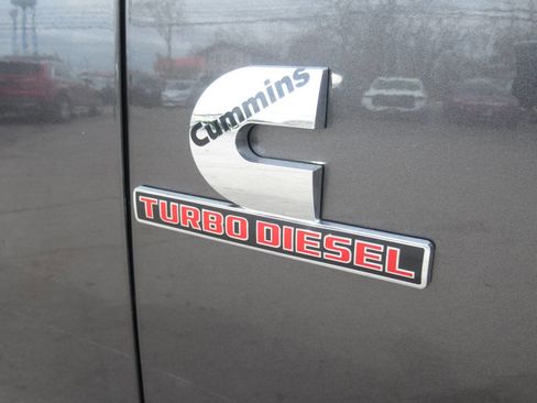 Used 2015 RAM 2500 Tradesman w/ Chrome Appearance Group image 7