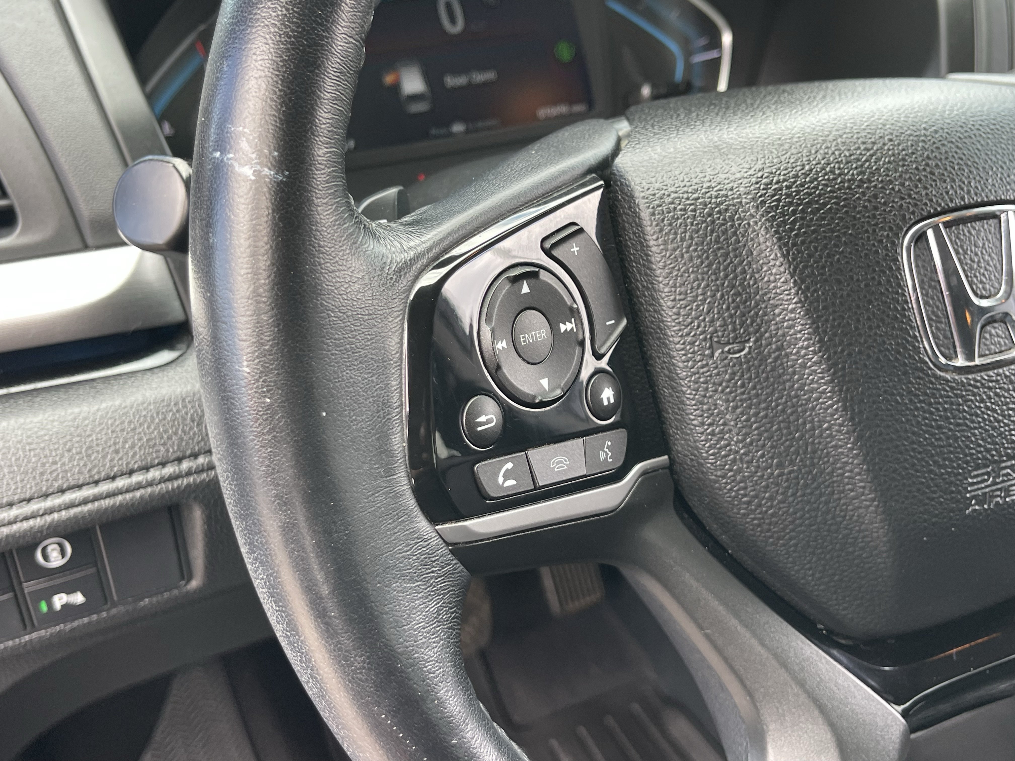 Used 2021 Honda Odyssey Touring image 24