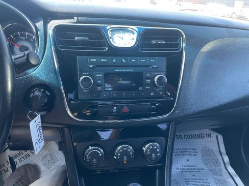 Used 2013 Chrysler 200 Touring image 14
