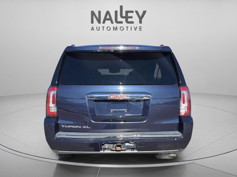 Used 2019 GMC Yukon XL Denali w/ Denali Ultimate Package image 4