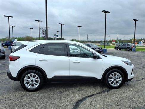 Used 2023 Ford Escape Active image 3