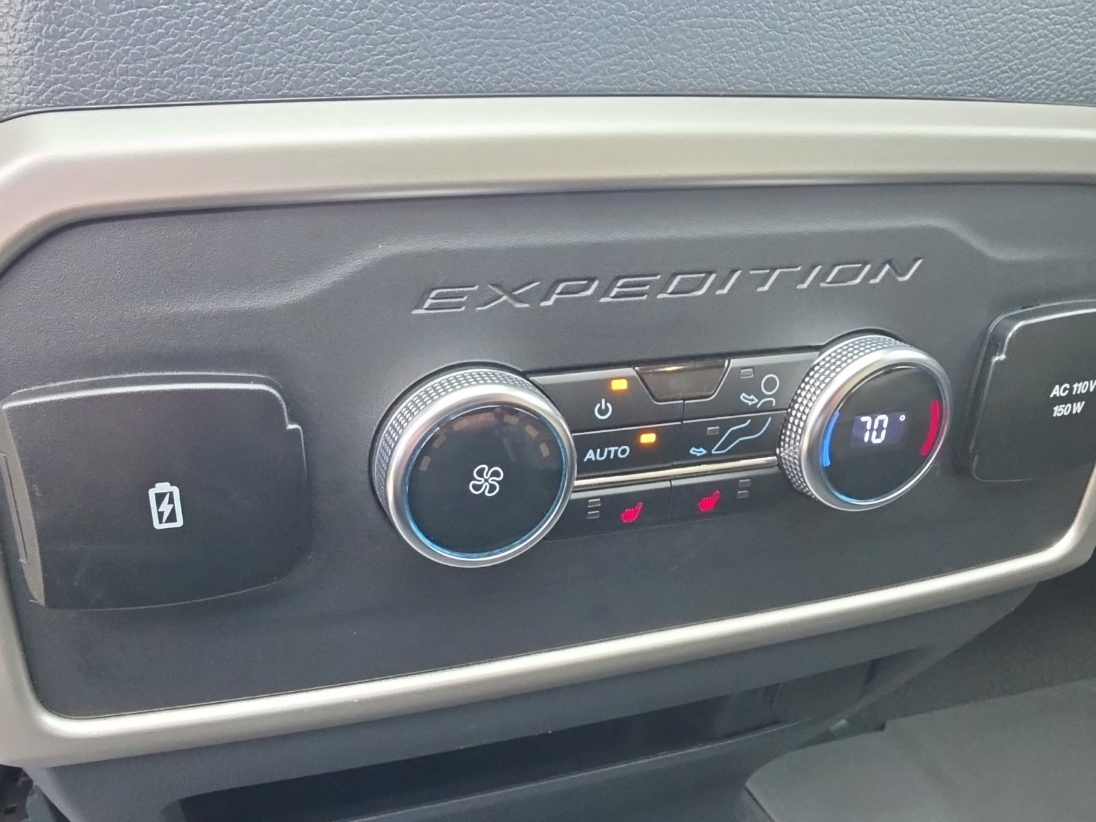 Used 2023 Ford Expedition Limited AWD/4WD image 20