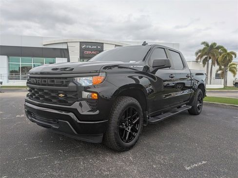 Used 2023 Chevrolet Silverado 1500 Custom image 8