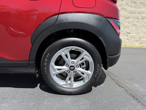 Used 2023 Hyundai Kona SEL AWD/4WD image 10