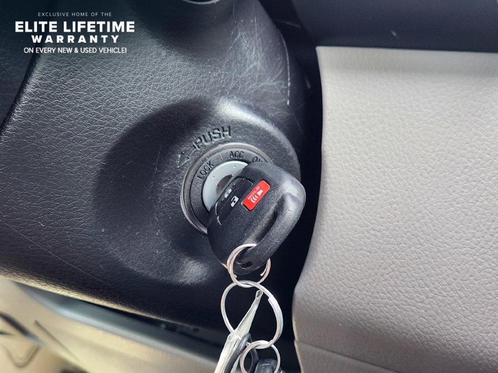 Used 2019 Toyota Highlander LE FWD image 20