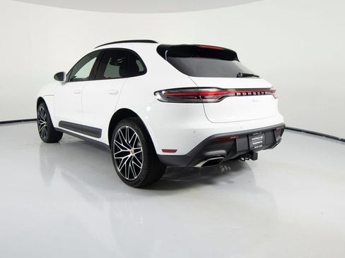 New 2026 Porsche Macan AWD/4WD image 3