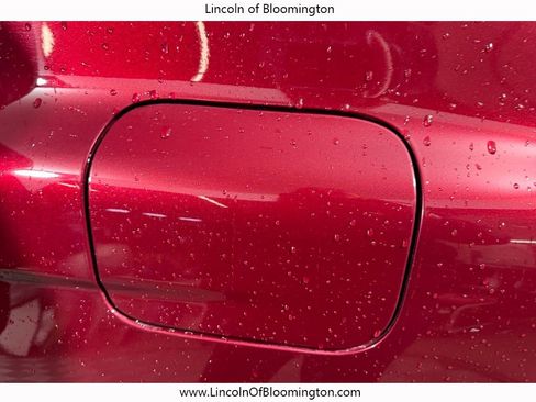 Used 2018 Toyota Camry SE image 22