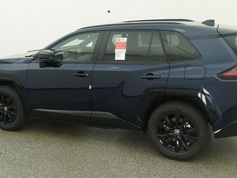 Certified 2026 Toyota RAV4 SE w/ Convenience Package AWD/4WD image 38