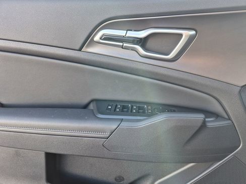 New 2026 Kia Sportage EX image 6