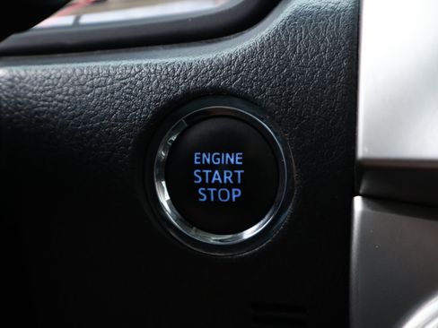 Used 2020 Toyota 4Runner SR5 Premium w/ Moonroof Package AWD/4WD image 16