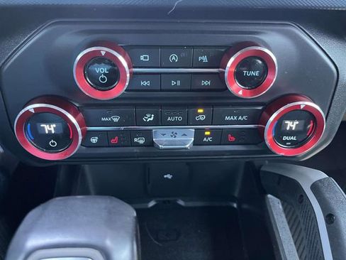 Certified 2023 Ford Bronco Outer Banks AWD/4WD image 20