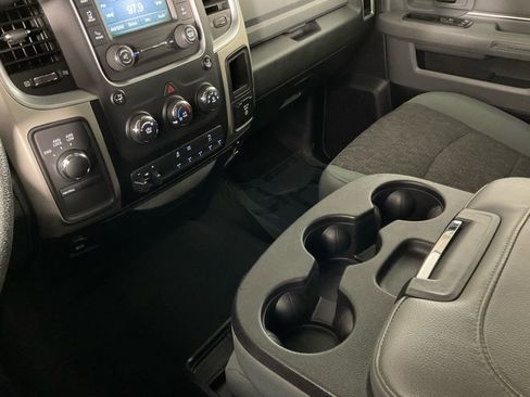 Used 2016 RAM 2500 SLT image 18